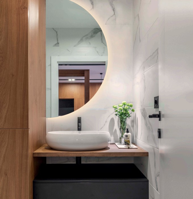  FRALIMK Espejo LED de tocador de baño de 20 x 28 pulgadas,  espejo de pared de baño iluminado, luces regulables (3 modos), antivaho,  horizontal, vertical : Hogar y Cocina